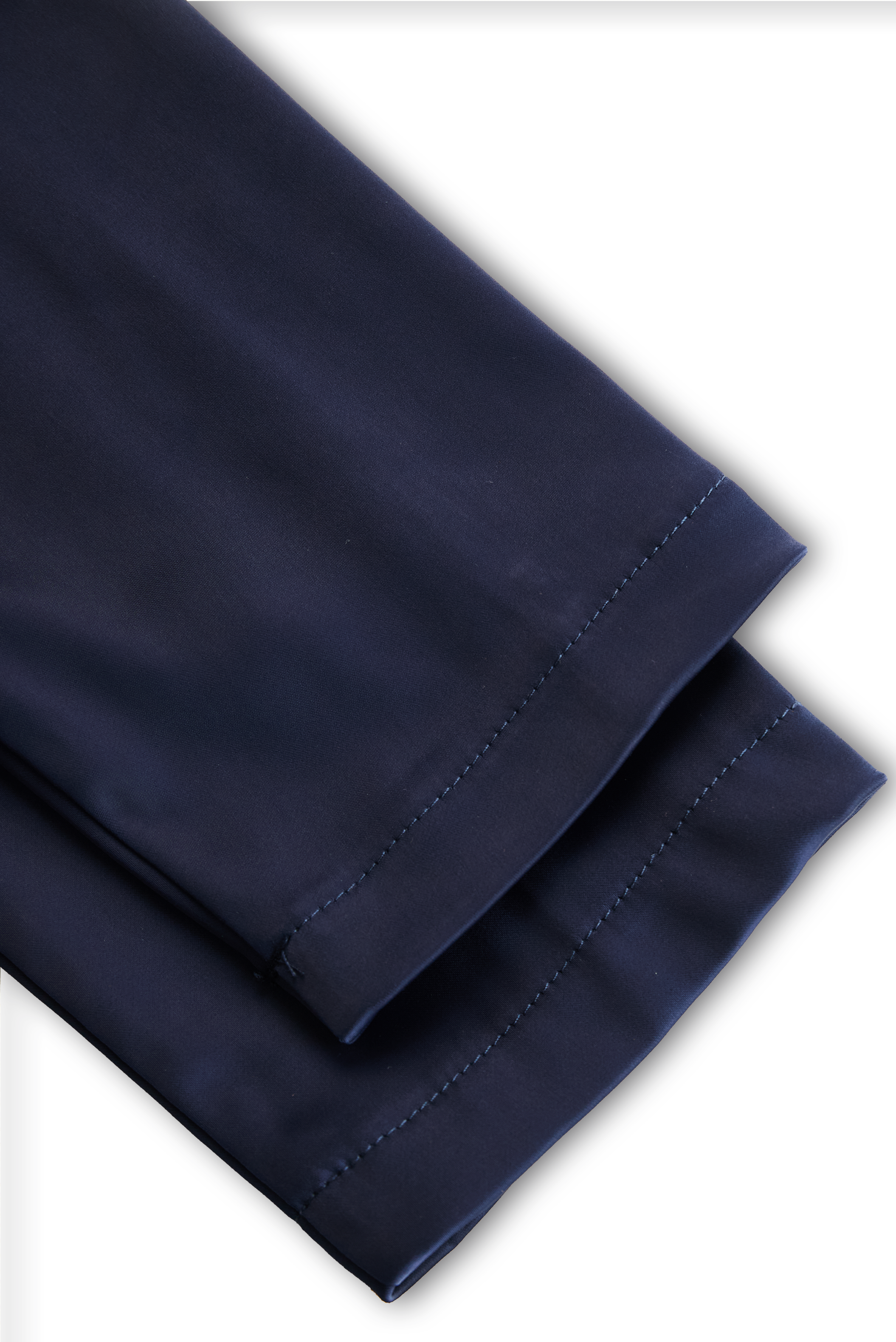 Dharmay | Elegantní midi šaty s dlouhými rukávy