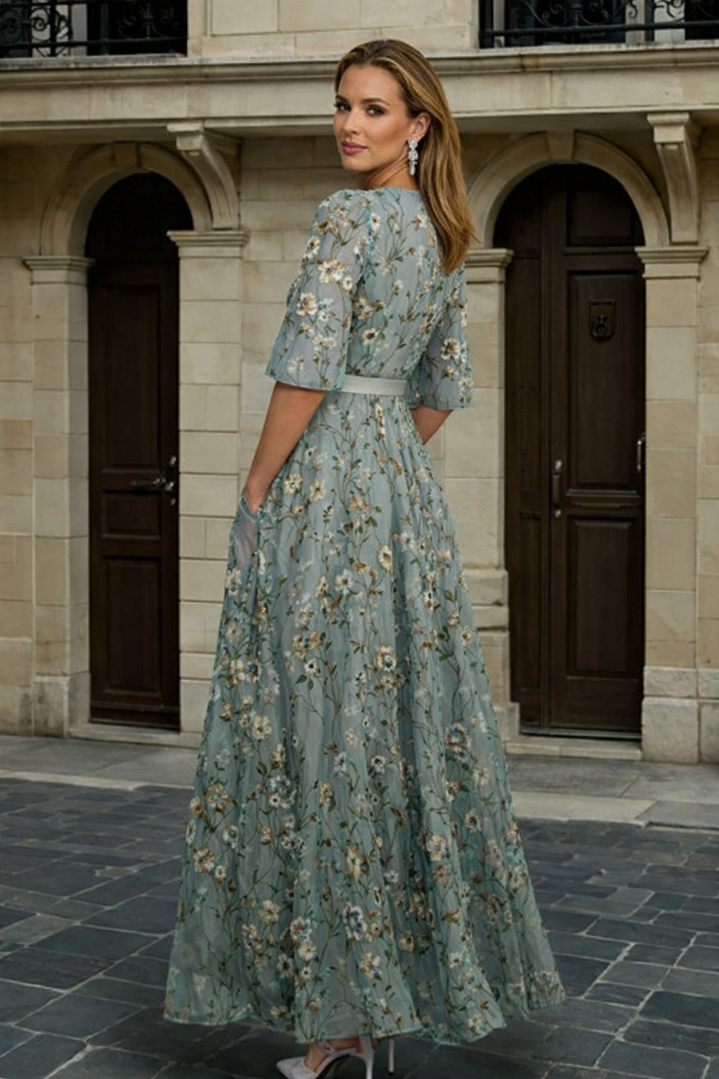 Hazel - Elegantní V-krční Boho Šaty