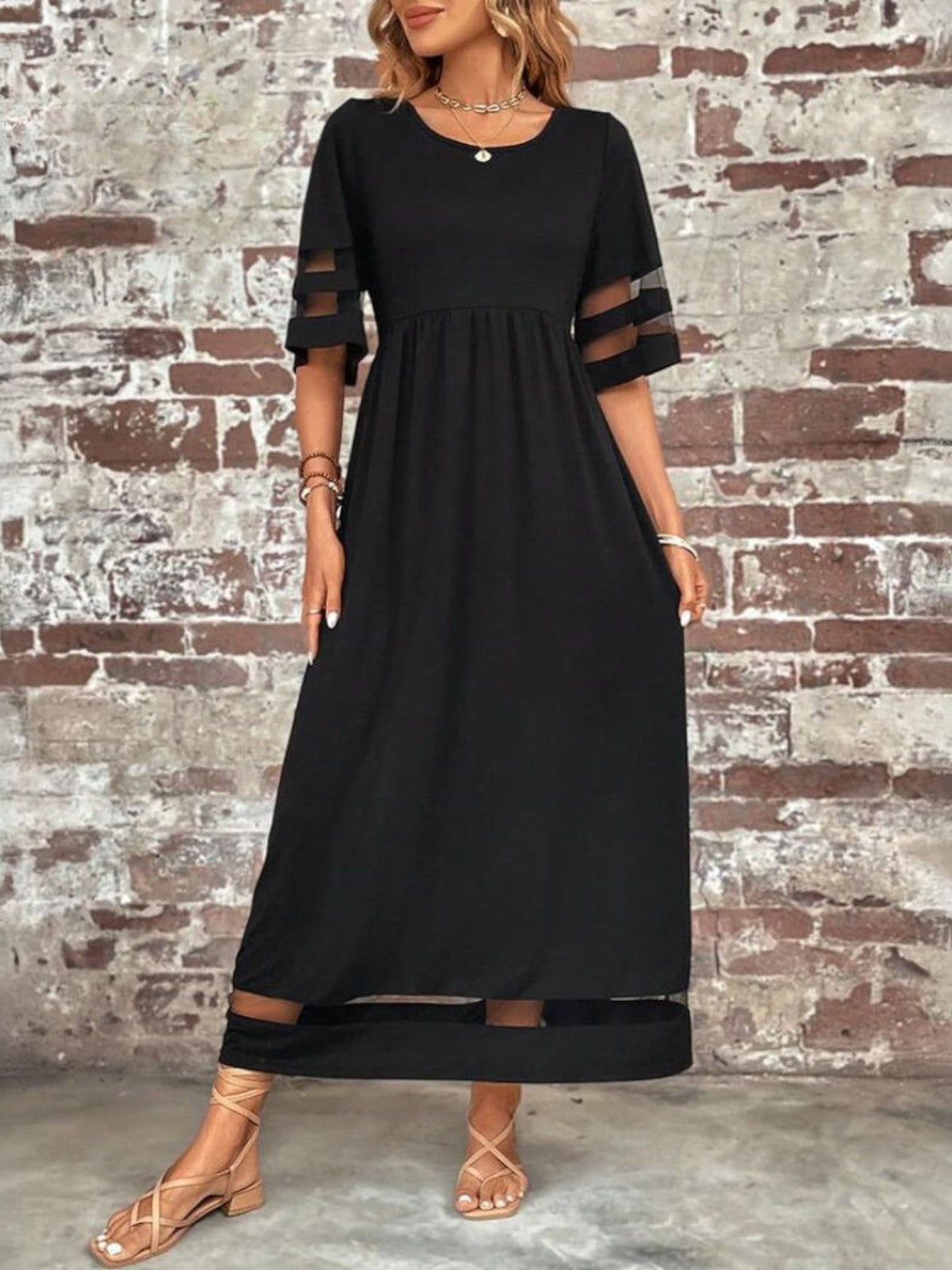 Esme - Chic Šaty s Flattering Krytím pro Břicho