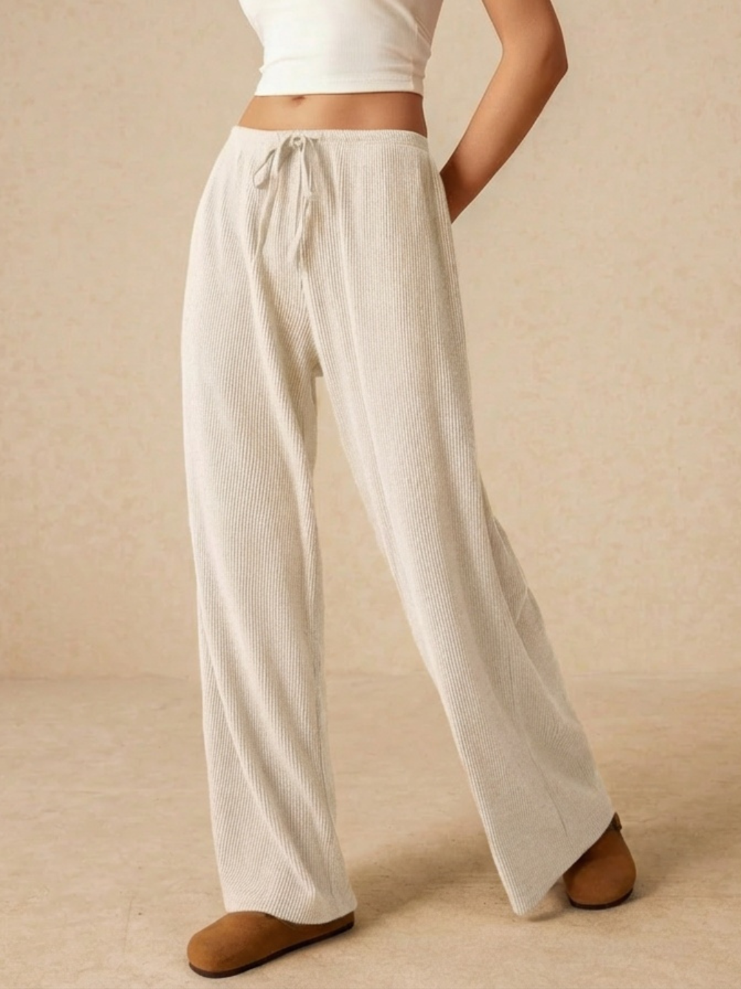 Žebrované kalhoty se širokými nohavicemi – volný střih se stahovací šňůrkou
