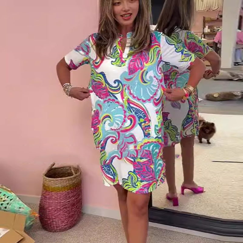 Heloise - Barevné tištěné šaty s výstřihem do V